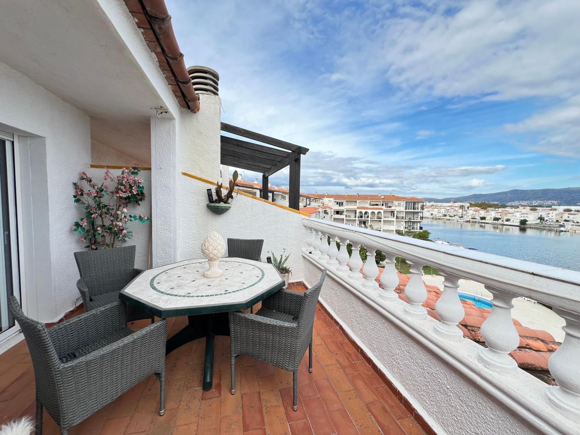Apartamento Gran Lago Con Vistas Al Canal Empuriabrava Bagian luar foto