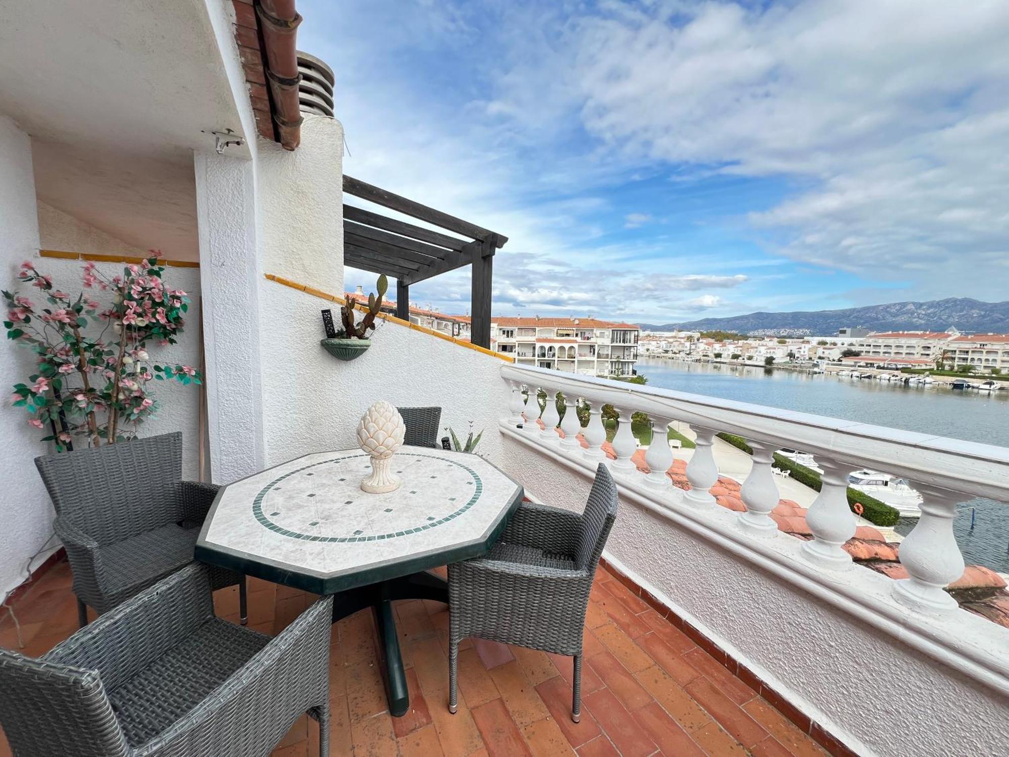 Apartamento Gran Lago Con Vistas Al Canal Empuriabrava Bagian luar foto